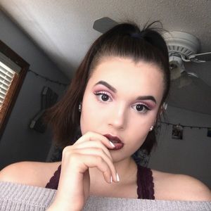 Meet your Posher, Kailey